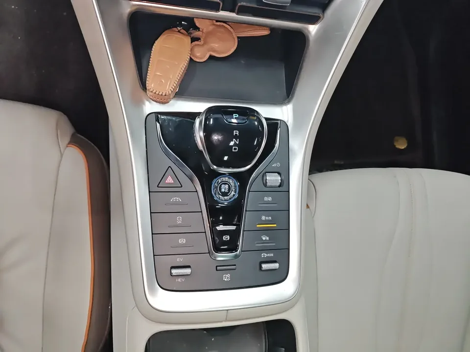 BYD Song Pro DM Song Pro DM 2022 DM-i 51km Premium 2022 — thumbnail 4