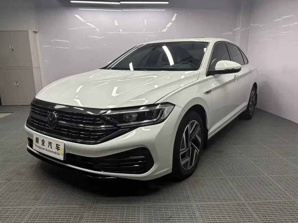 Volkswagen Sagitar Sagitar 2023 280TSI DSG Excellence Plus 2022 — photo 1, buy with delivery to Moscow