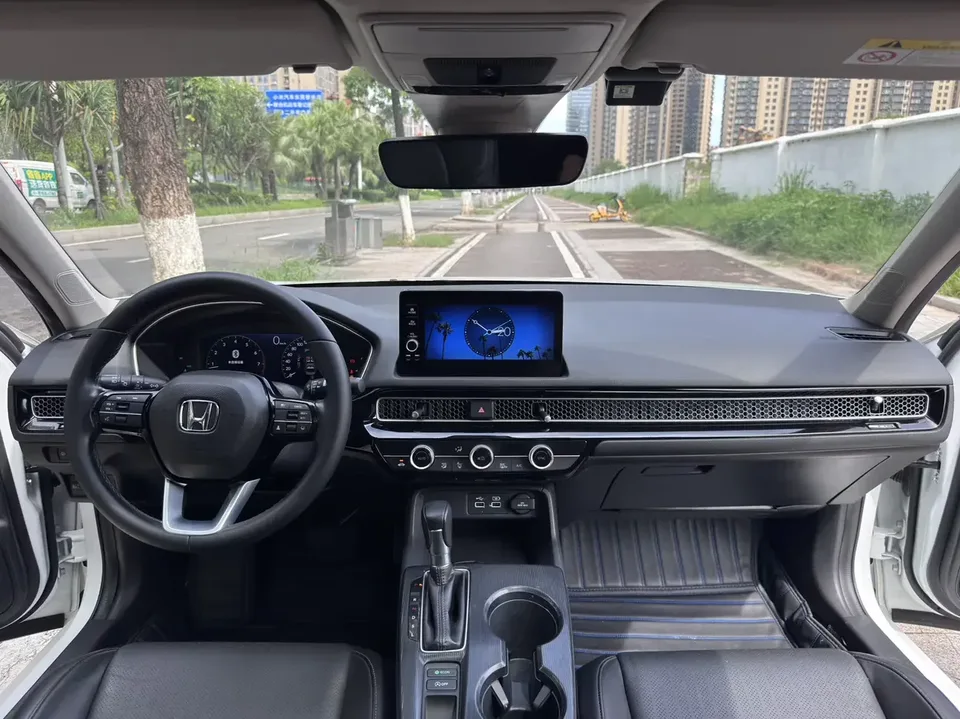 Honda Integra Style 2023 240TURBO CVT Deluxe Edition 2023 — миниатюра 3
