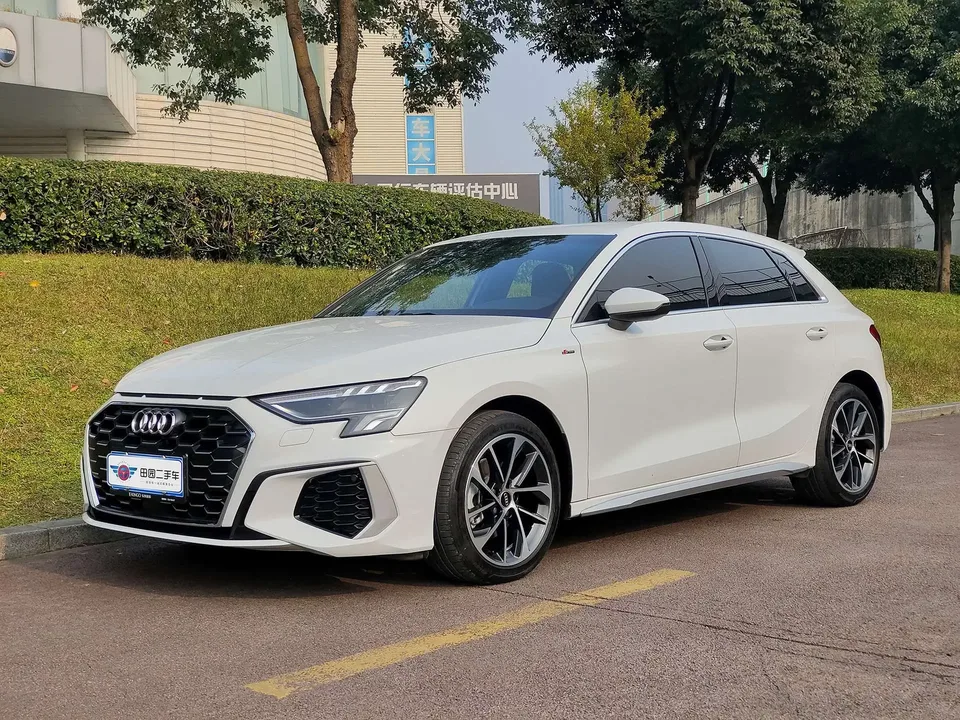 Audi A3 Audi A3 2023 Sportback 35 TFSI facelift: aggressive and sporty 2023 — photo 1, buy with delivery to Moscow