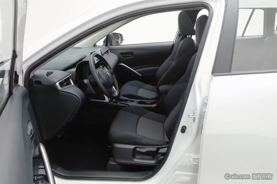 Toyota Frontlander Fenglanda 2023 2.0L CVT Leading Edition 2024 — thumbnail 5