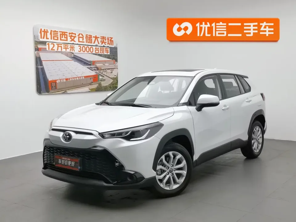 Toyota Frontlander Fenglanda 2023 2.0L CVT Leading Edition 2024 — photo 1, buy with delivery to Moscow