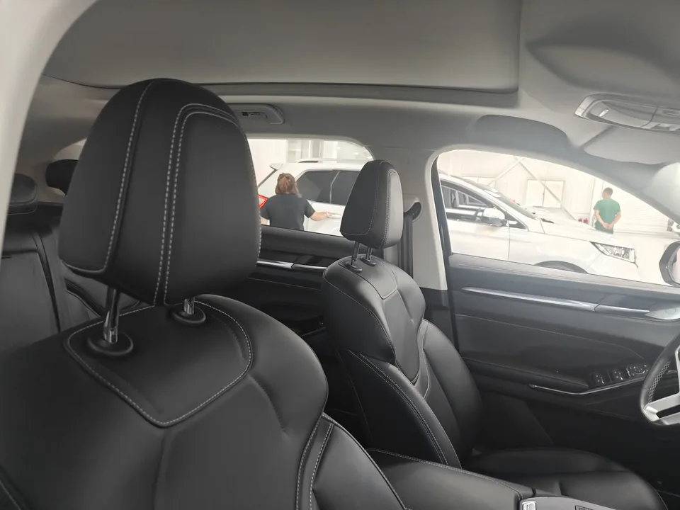 Haval H6 Haval H6 2022 Third generation 1.5T automatic two-wheel drive Plus 2023 — thumbnail 3