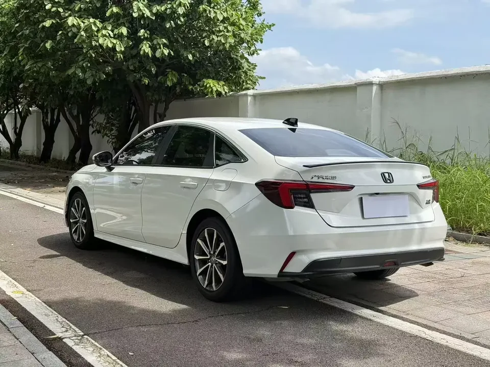 Honda Integra Style 2023 240TURBO CVT Smart Edition 2023 — thumbnail 2