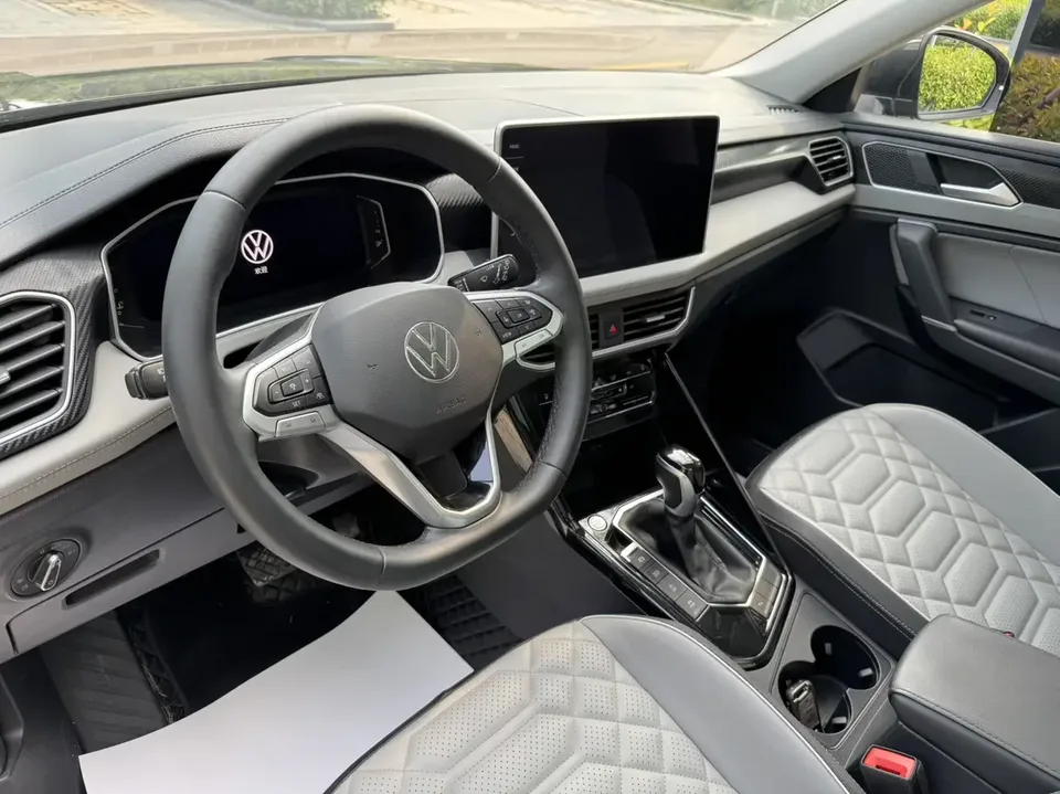 Volkswagen Tayron Tanyue 2023 280TSI 2WD Luxury Plus Advanced Edition 2023 — thumbnail 4