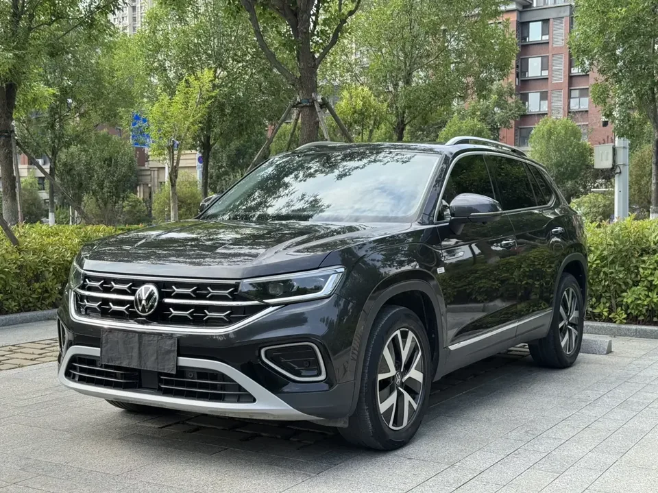 Volkswagen Tayron Tanyue 2023 280TSI 2WD Luxury Plus Advanced Edition 2023 — photo 1, buy with delivery to Moscow