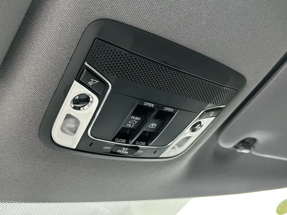 Honda WR-V HondaXR-V 2021 1.5L CVT Comfort Edition 2022 — thumbnail 3