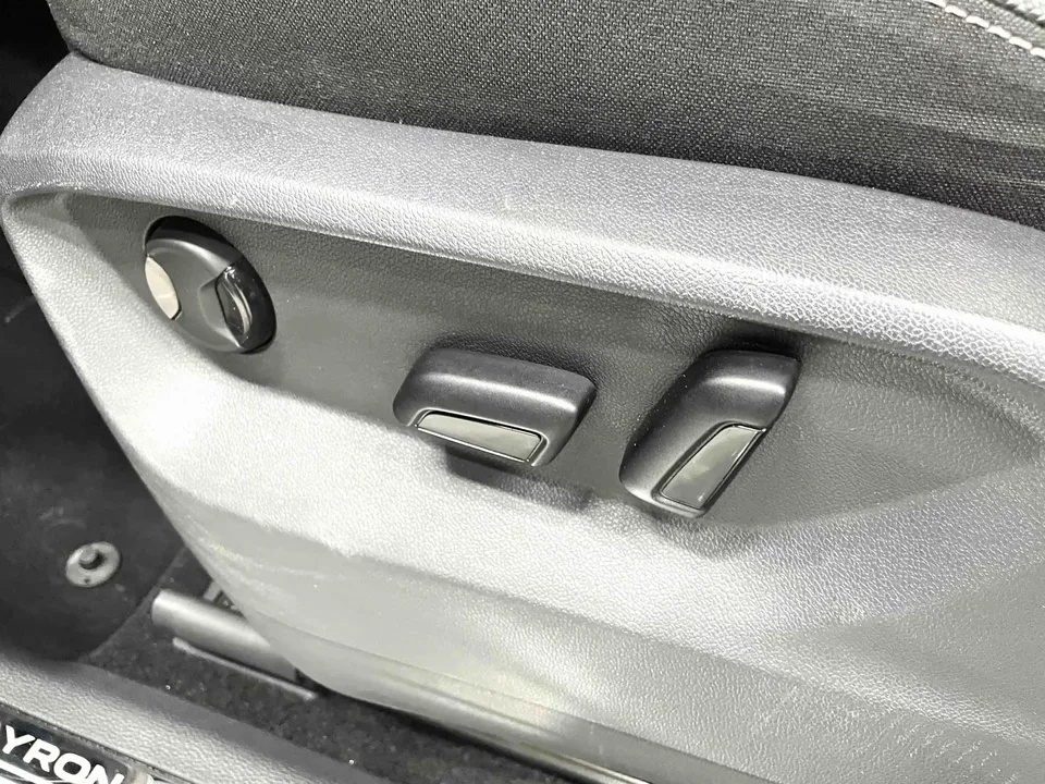 Volkswagen Tayron Tanyue 2023 280TSI 2WD Luxury Plus Advanced Edition 2022 — миниатюра 3