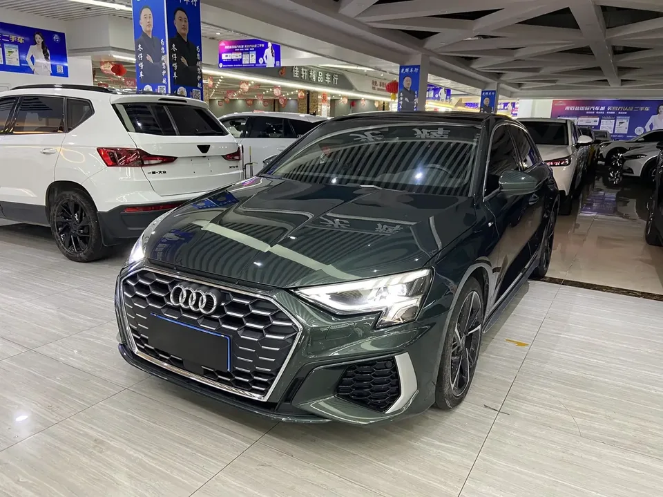 Audi A3 Audi A3 2022 Sportback 35 TFSI Stylish and sporty 2022 — photo 1, buy with delivery to Moscow