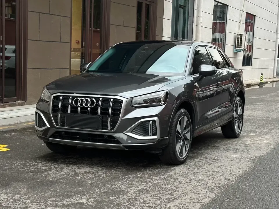 Audi Q2L Audi Q2L 2022 35 TFSI Stylish and Elegant 2022 — photo 1, buy with delivery to Moscow