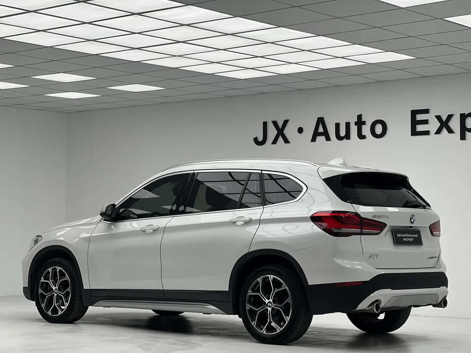 BMW X1 BMW X1 2022 sDrive20Li Fashion 2022 — thumbnail 2