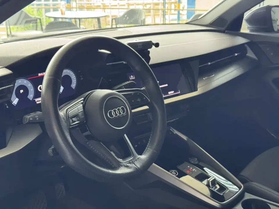 Audi A3 Audi A3 2022 Sportback 35 TFSI Stylish and sporty 2022 — thumbnail 4