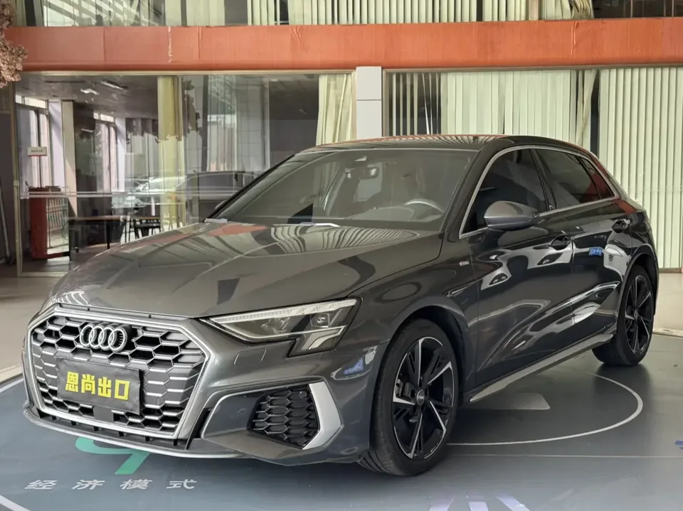 Audi A3 Audi A3 2022 Sportback 35 TFSI Stylish and sporty 2022 — photo 1, buy with delivery to Moscow