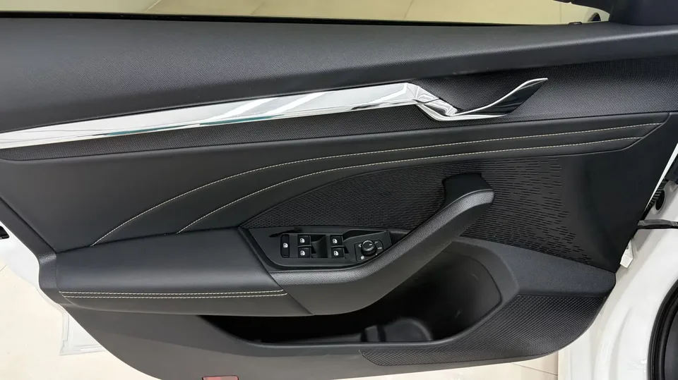 Skoda Octavia Octavia 2022 PRO TSI280 DSG Luxury Edition 2022 — thumbnail 3