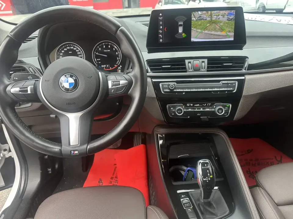 BMW X1 BMW X1 2022 sDrive20Li Premium 2022 — thumbnail 3