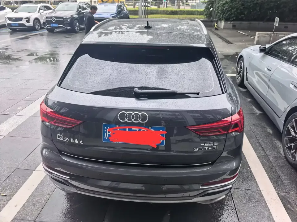 Audi Q3 Audi Q3 2022 35 TFSI Stylish Dynamic 2022 — photo 1, buy with delivery to Moscow