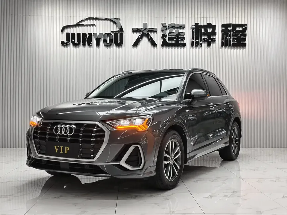 Audi Q3 Audi Q3 2022 35 TFSI Progressive Dynamic 2022 — photo 1, buy with delivery to Moscow