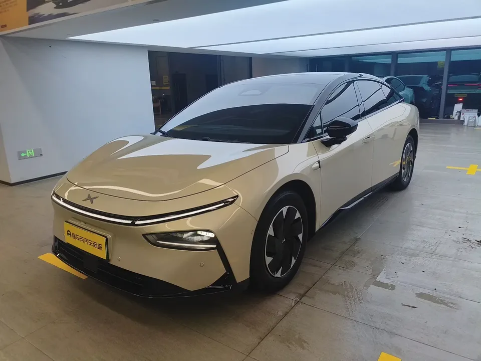 XPeng P7+ Xpeng P7+ 2024 Maximum pure electric range 2025 — photo 1, buy with delivery to Moscow