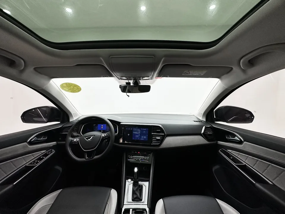 Jetta VS7 Jetta VS7 2022 280TSI Automatic High Gloss Glory Edition 2023 — thumbnail 4