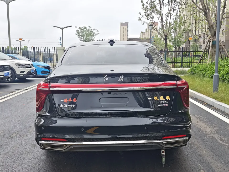 Hongqi H5 Hongqi H5 2025 1.5T DCT Flagship Edition 2025 — thumbnail 2