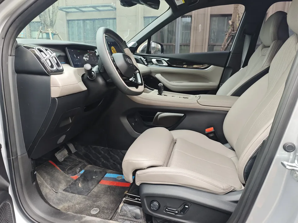 Geely Atlas L Boyue L 2025 The fourth generation 1.5TD DCT Jinxiu 2025 — thumbnail 5