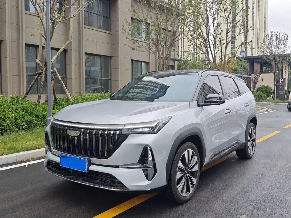Geely Atlas L Boyue L 2025 The fourth generation 1.5TD DCT Jinxiu 2025 — photo 1, buy with delivery to Moscow