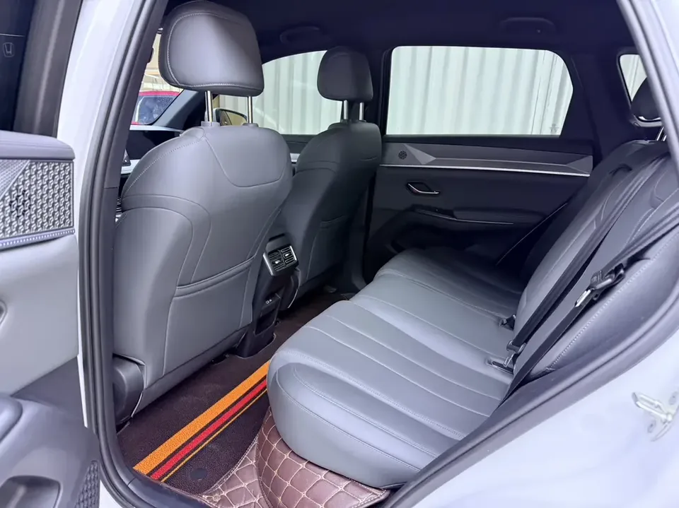 BYD Song Pro DM Song Pro DM 2025 Second generation intelligent driving version DM-i 75KM leading model 2025 — thumbnail 3