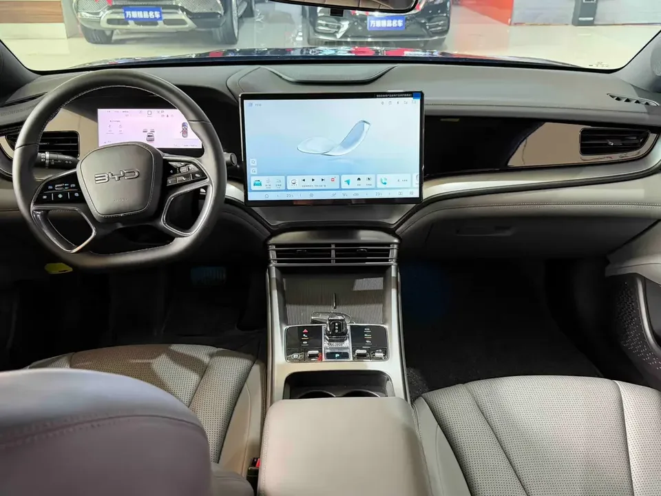 BYD Seal 07DM Seal 07DM 2025 Intelligent Driving Edition DM-i 125KM Elite 2025 — thumbnail 4