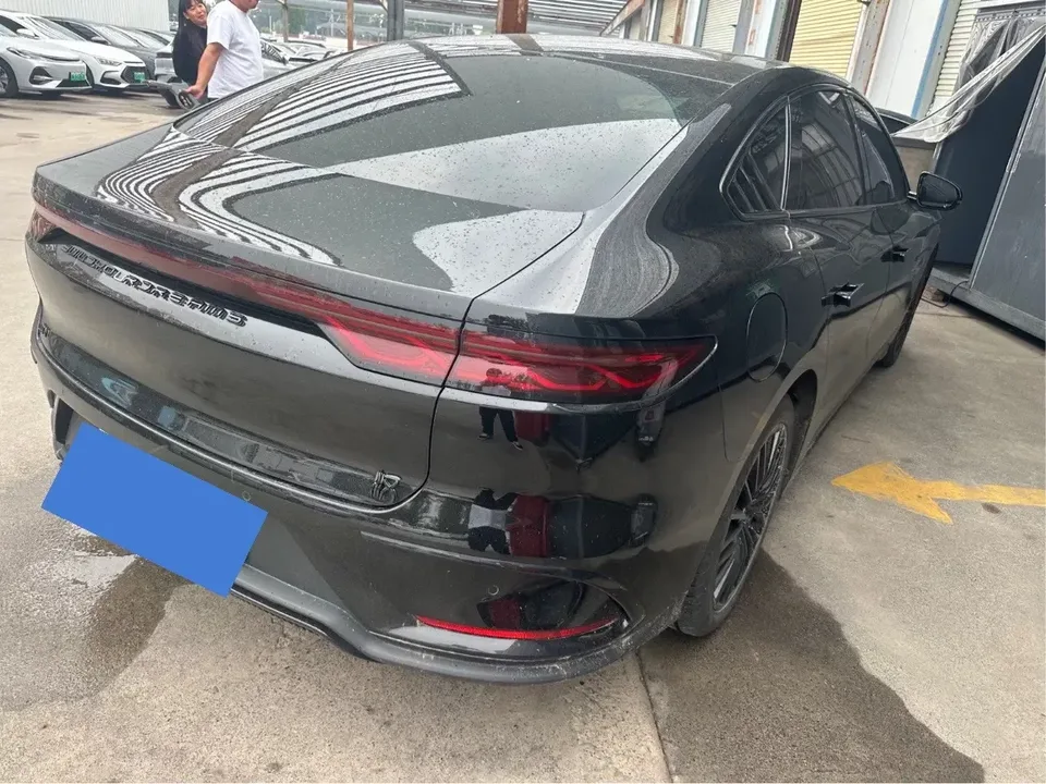 BYD Han DM Chinese DM 2022 DM-i 121KM Premium 2022 — thumbnail 2