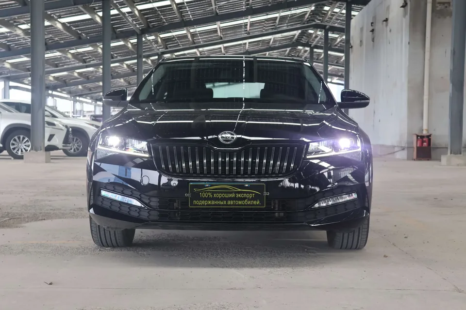 Skoda Superb Speedy 2023 Modified TSI280 DSG Premium Edition 2023 — photo 1, buy with delivery to Moscow