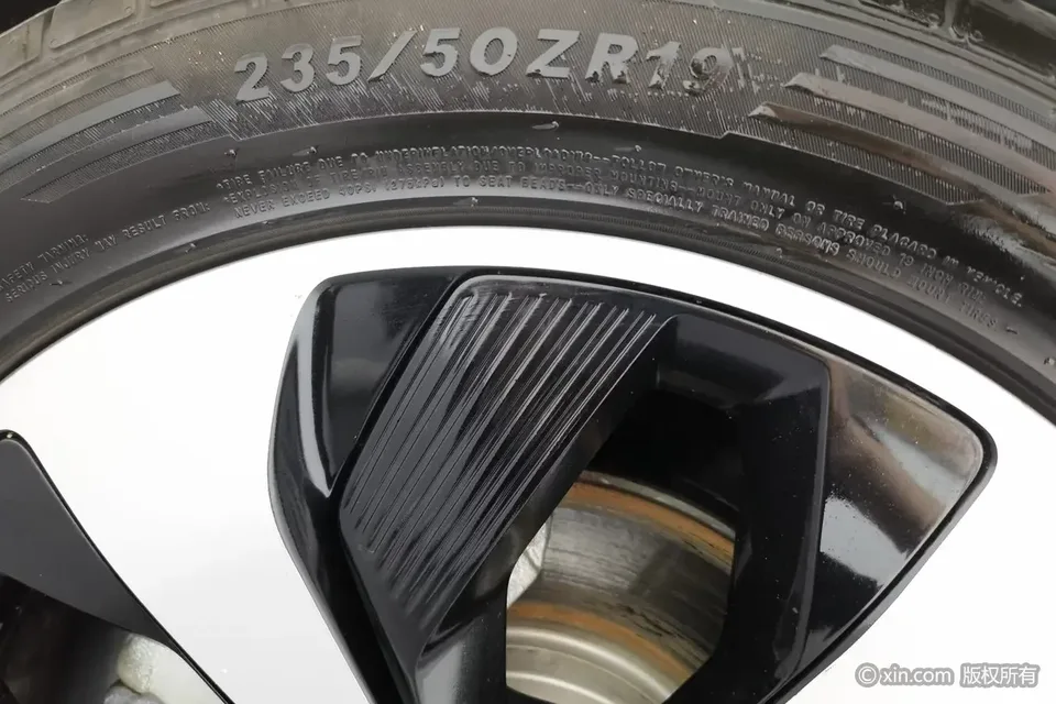 BYD Song PLUS DM Song PLUS DM 2021 DM-i 110KM 2WD Flagship PLUS 2023 — thumbnail 3