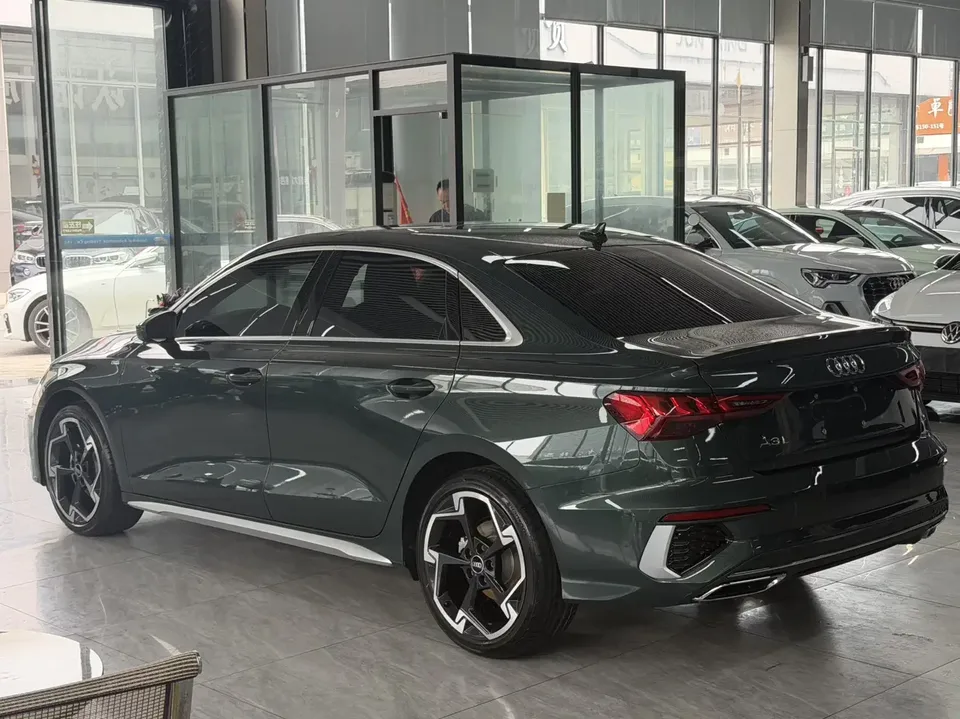 Audi A3 Audi A3 2023 A3L Limousine 35 TFSI facelift: stylish and sporty 2023 — thumbnail 4