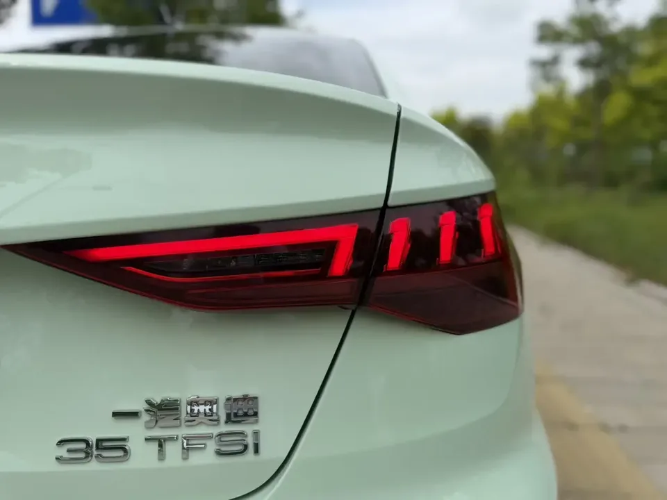Audi A3 Audi A3 2022 A3L Limousine 35 TFSI Stylish Sports 2023 — thumbnail 3