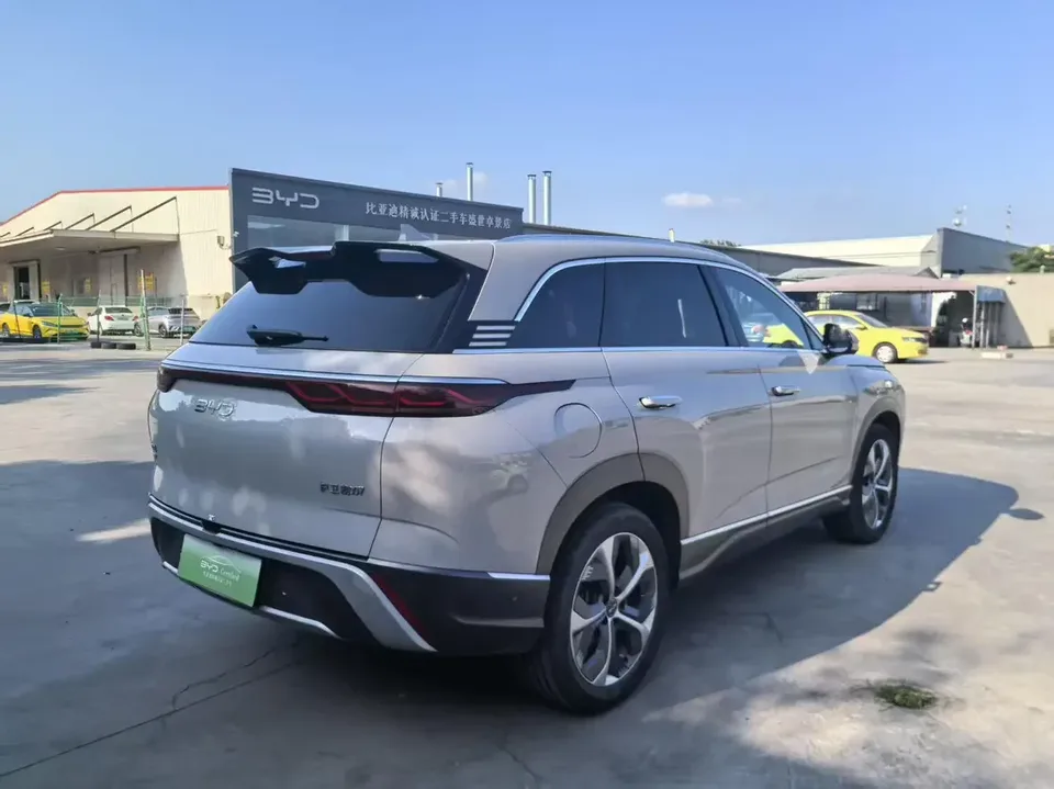 BYD frigate 07 Frigate 07 2024 Honor Edition DM-i 100KM Premium 2024 — thumbnail 2