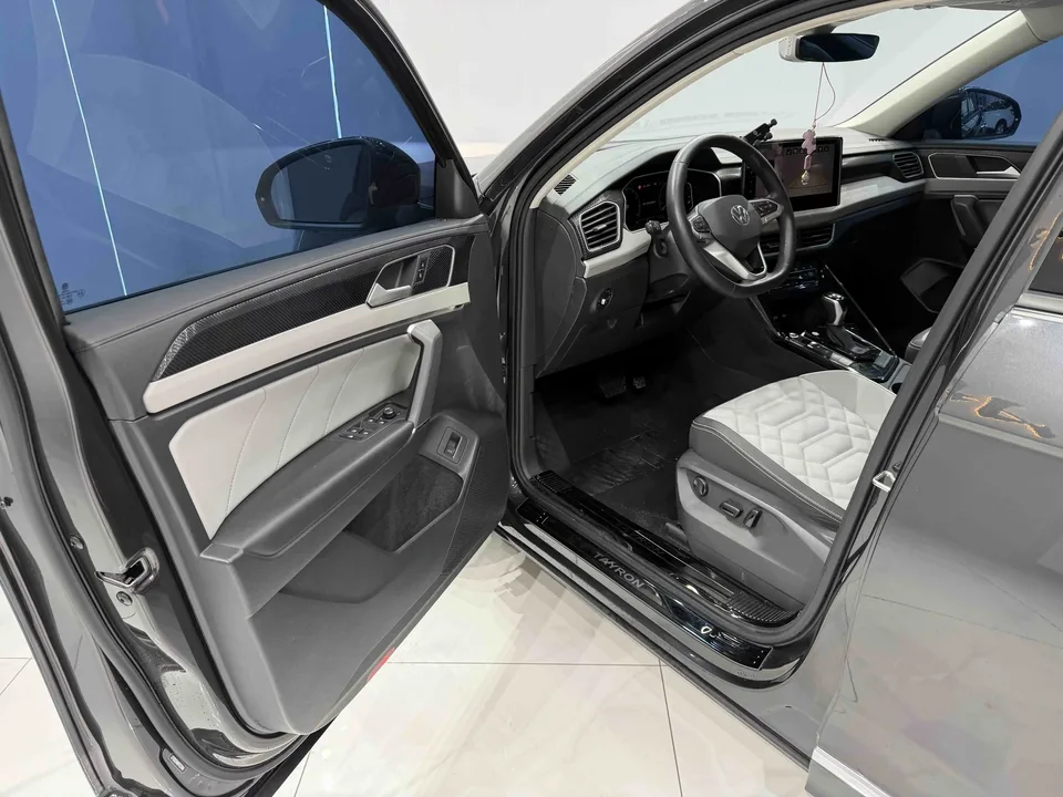 Volkswagen Tayron Tanyue 2023 280TSI 2WD Luxury Plus Advanced Edition 2023 — thumbnail 5