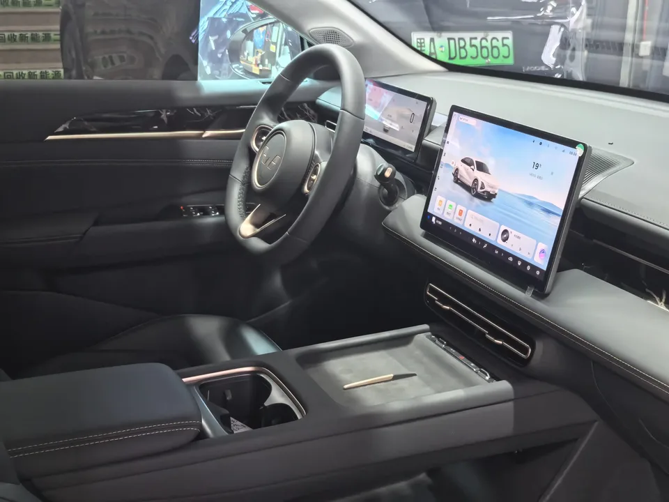 Wuling Starlight PHEV Wuling Starlight PHEV 2025 70km Smart Standard 2025 — thumbnail 5