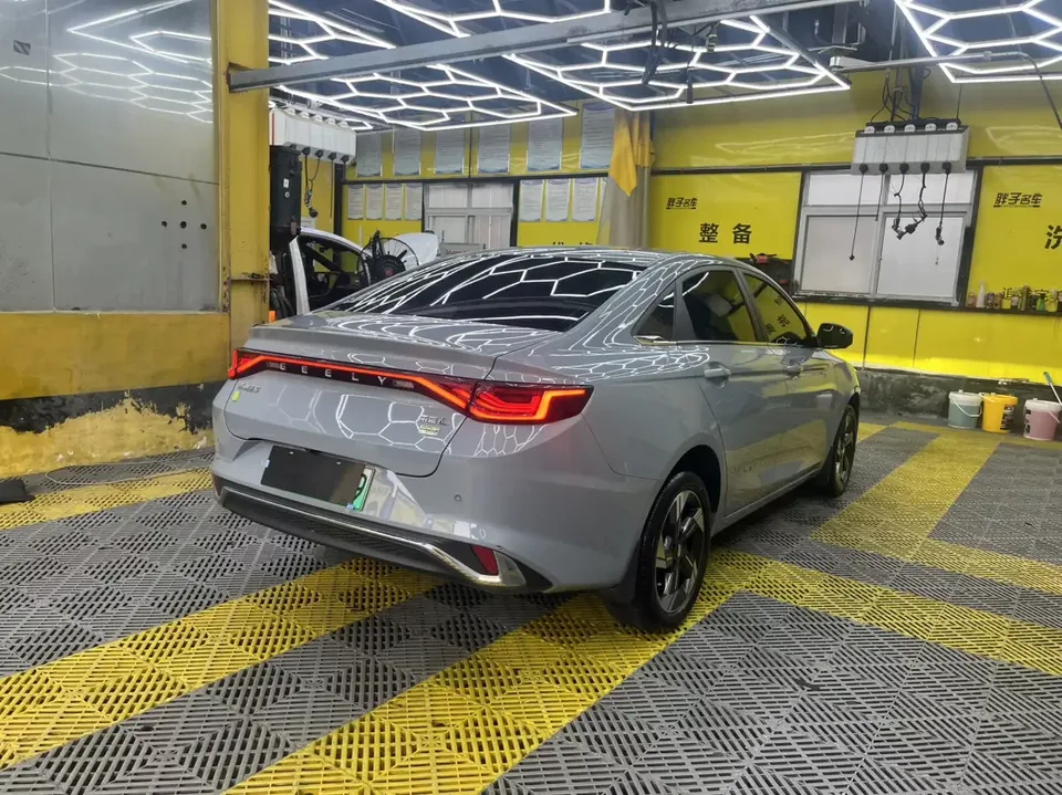 Geely Emgrand L HiP Emgrand L HiP 2022 1.5TD-DHT Pro 100KM Super Fast 2023 — thumbnail 2
