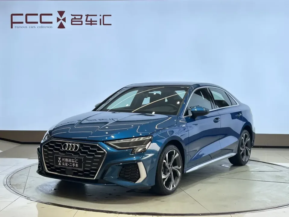 Audi A3 Audi A3 2023 A3L Limousine 35 TFSI Luxury Sports 2023 — photo 1, buy with delivery to Moscow