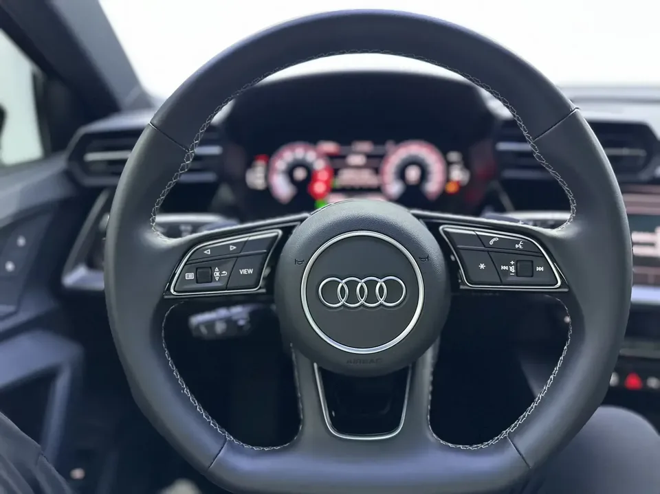 Audi A3 Audi A3 2023 A3L Limousine 35 TFSI facelift: progressive sports model 2023 — thumbnail 4