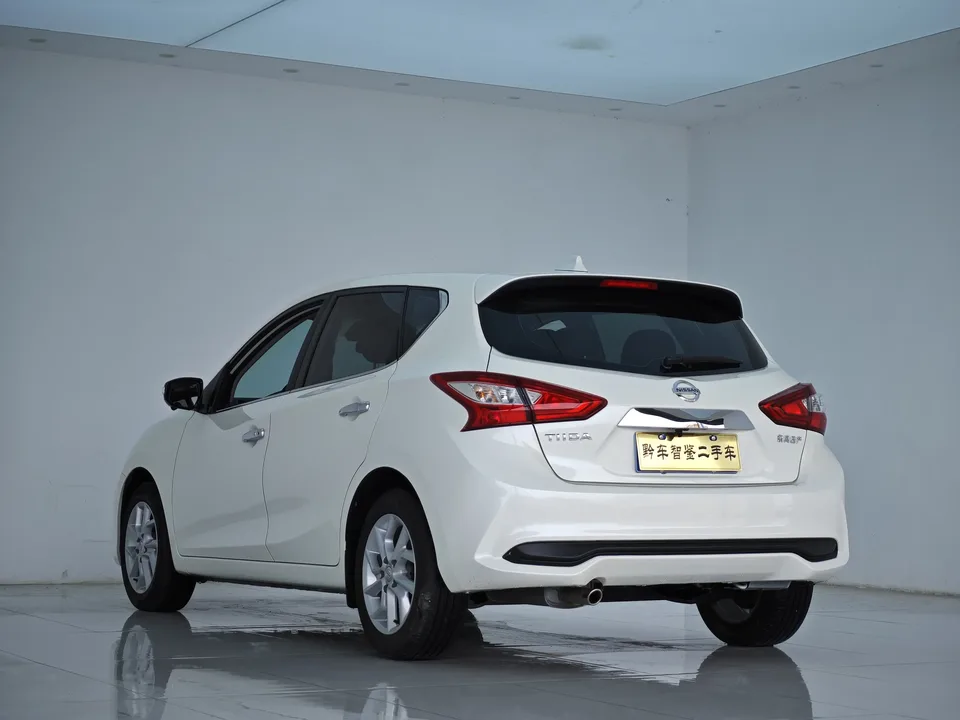 Nissan Tiida Tiida 2024 1.6L CVT Intelligent Travel Edition 2024 — миниатюра 2