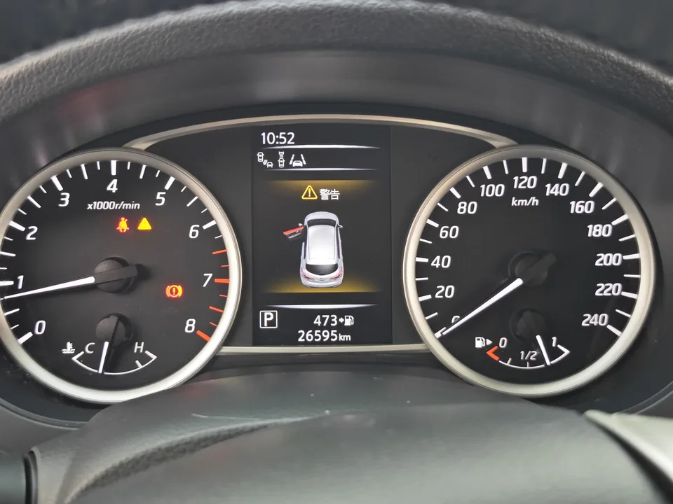 Nissan Tiida Tiida 2024 1.6L CVT Intelligent Travel Edition 2024 — миниатюра 5