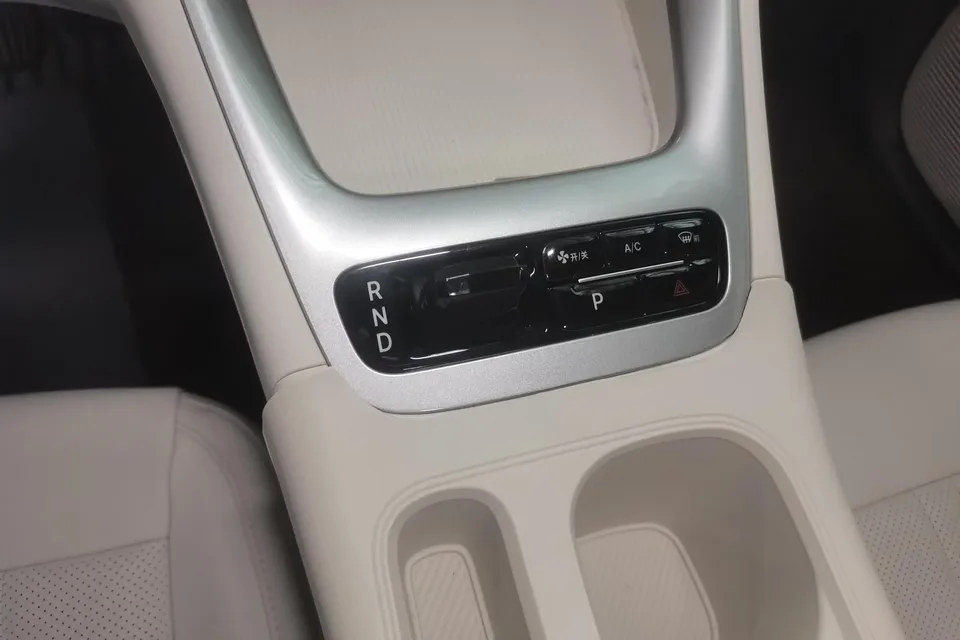 Geely Star Wish Star Wish 2025 310km Dream Edition 2025 — thumbnail 4