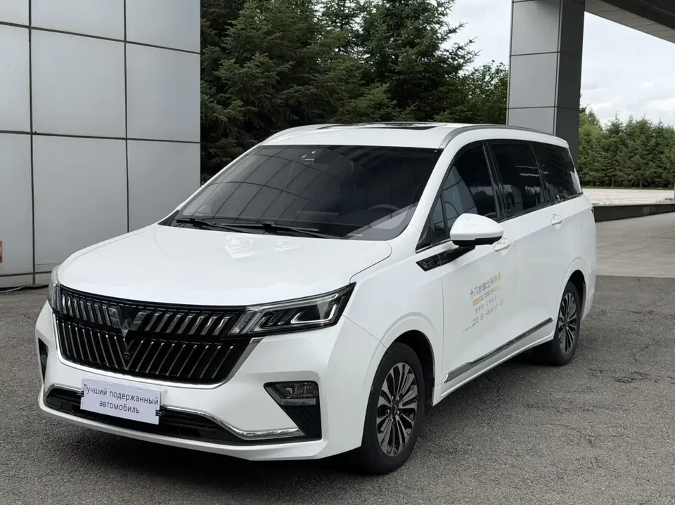 Wuling Jiachen Wuling Jiachen 2022 1.5T CVT Premium Flagship Model 2023 — photo 1, buy with delivery to Moscow