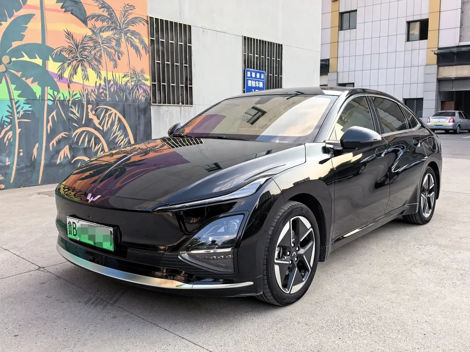 Wuling Starlight EV Wuling Starlight EV 2025 610km Intelligent Advanced 2025 — photo 1, buy with delivery to Moscow