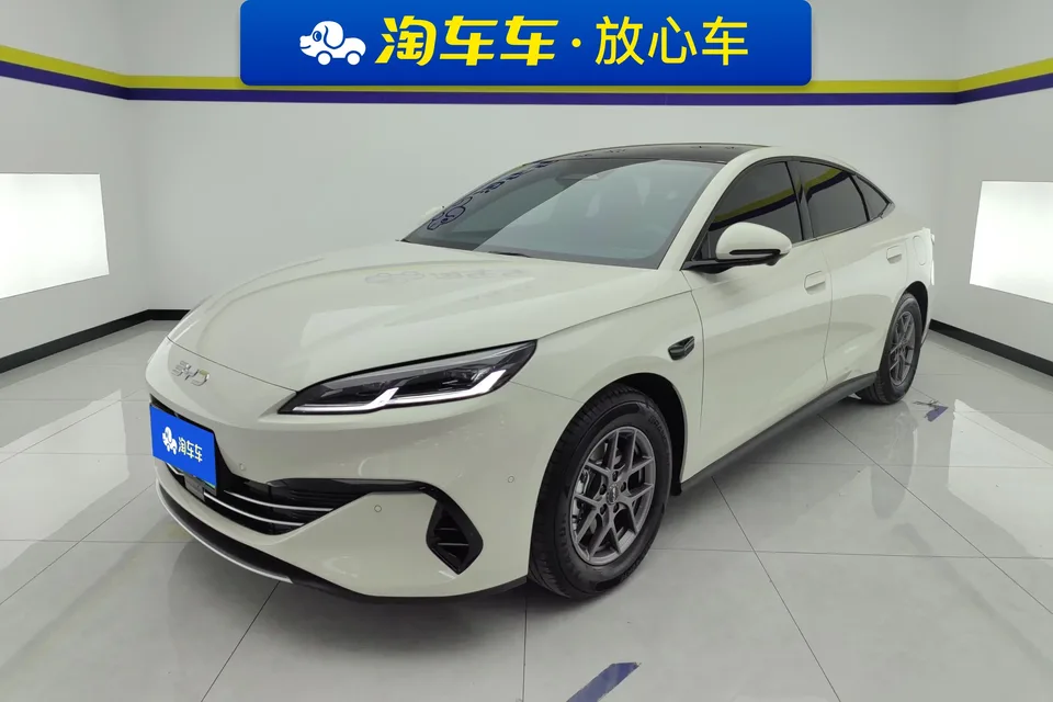 BYD Seal 06DM Seal 06DM 2025 DM-i 80KM Deluxe Smart Driving Edition 2025 — photo 1, buy with delivery to Moscow