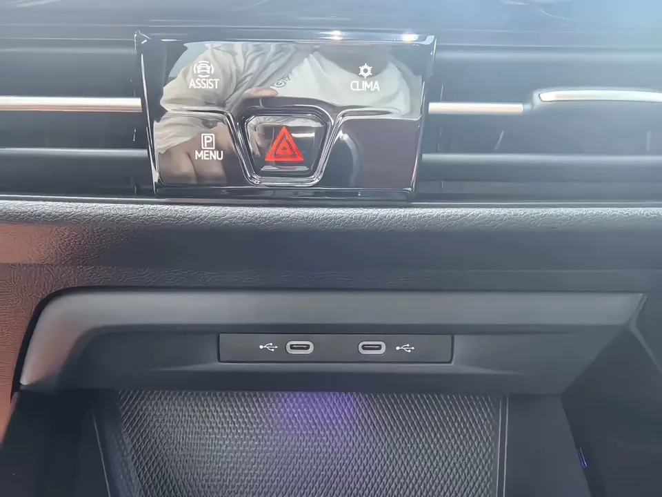 Volkswagen Golf golf 2021 280TSI DSG R-Line 2022 — thumbnail 4