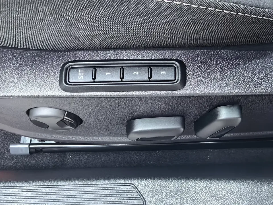 Volkswagen Golf golf 2021 280TSI DSG R-Line 2022 — thumbnail 5