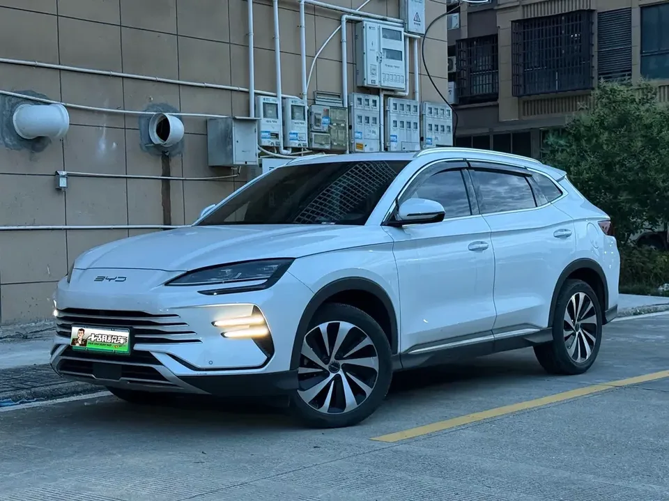 BYD Song PLUS DM Song PLUS DM 2024 DM-i Honor Edition 71KM Luxury 2024 — photo 1, buy with delivery to Moscow