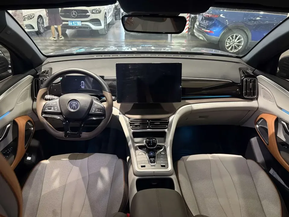 BYD Song Pro DM Song Pro DM 2022 DM-i 110km Flagship Pro 2023 — миниатюра 5