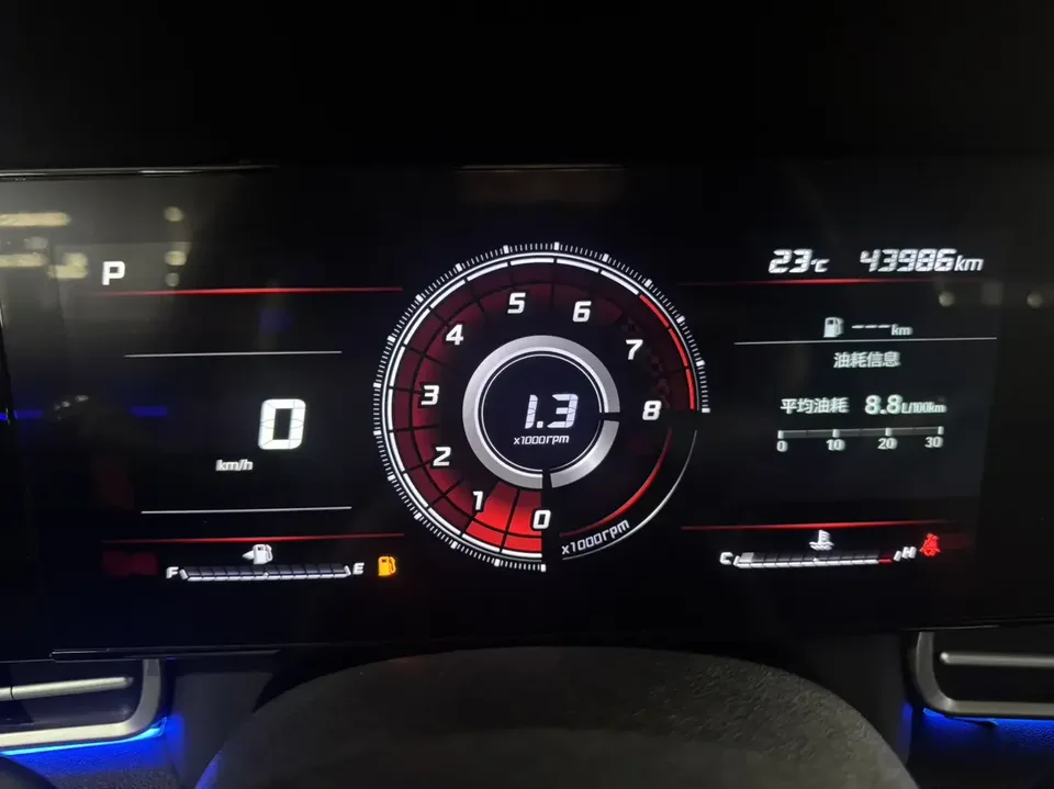Hyundai Elantra Elantra 2022 1.5L CVT LUX Premium Edition 2023 — thumbnail 5